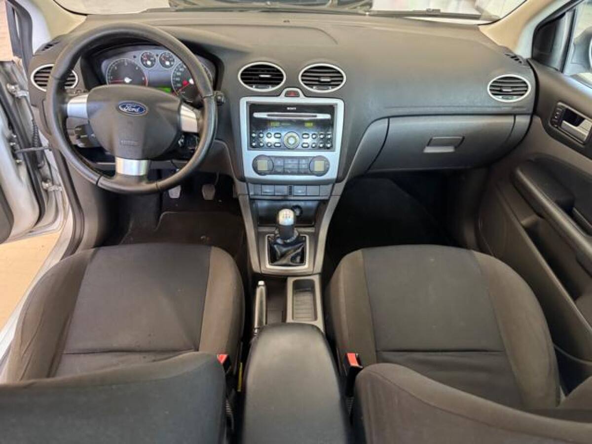 FORD Focus 1ª serie 14