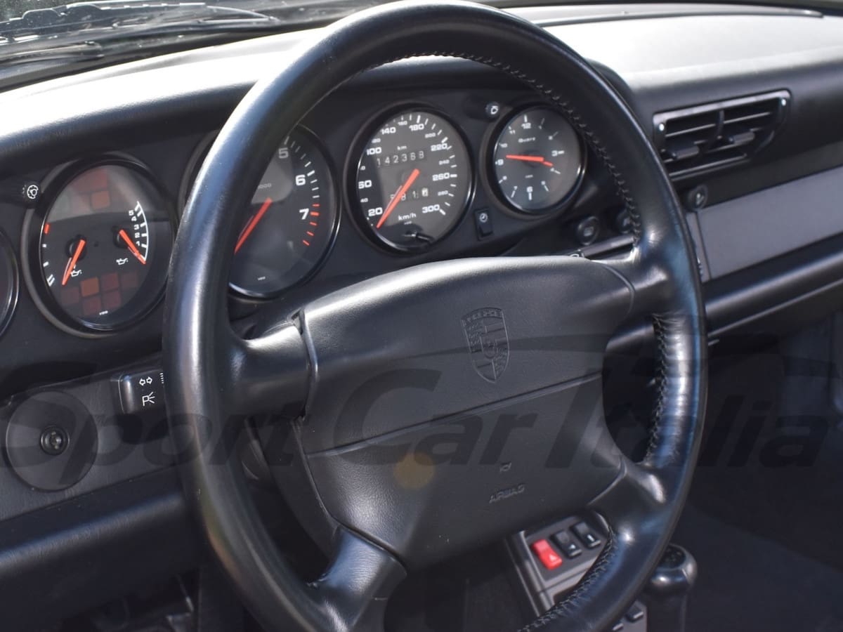 PORSCHE 911           (993) 6