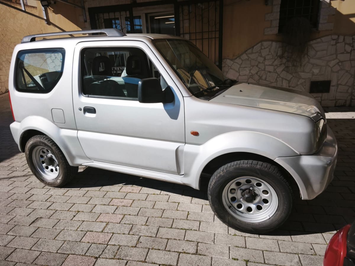 SUZUKI Jimny 3ª serie 6