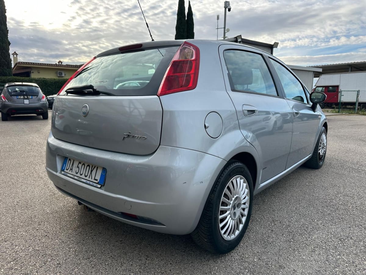 FIAT Grande Punto 9