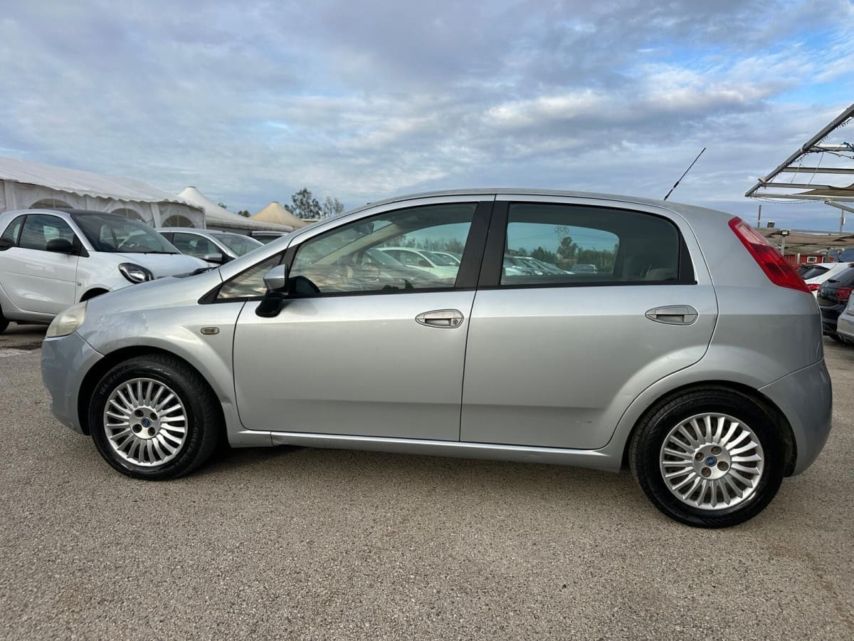 FIAT Grande Punto 13