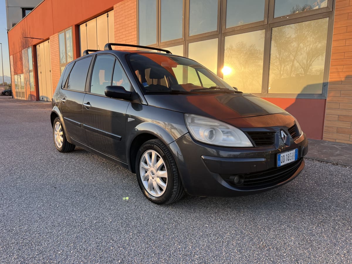 RENAULT Scénic 2ª serie 2