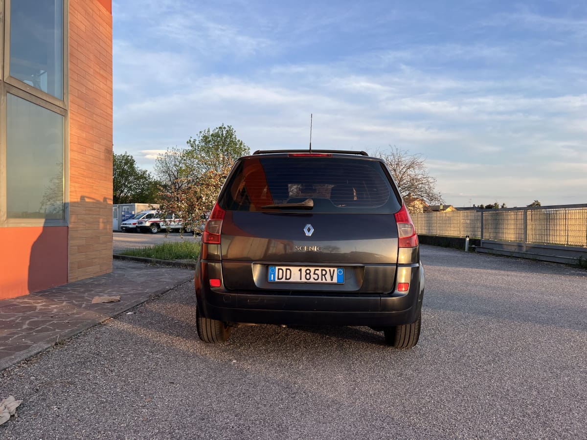 RENAULT Scénic 2ª serie 5