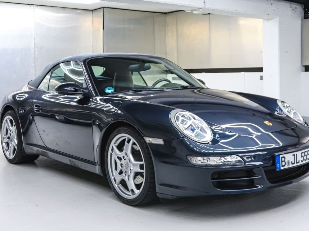 PORSCHE 911           (997) 109780521