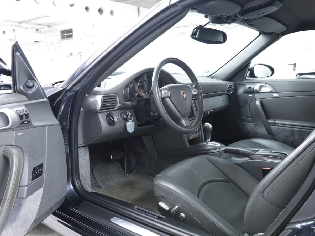 PORSCHE 911           (997) 3