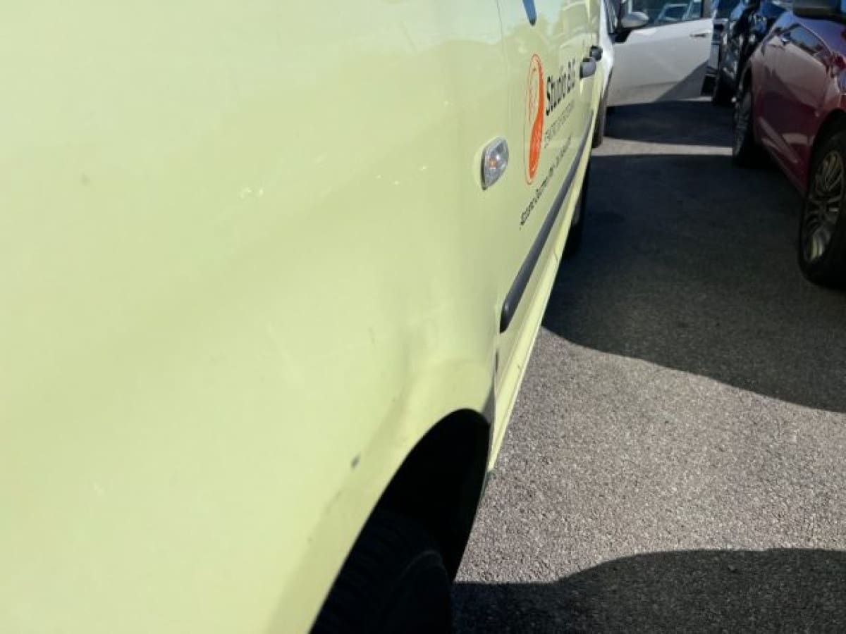 VOLKSWAGEN Caddy 3ªs. Tour. 2ª 2