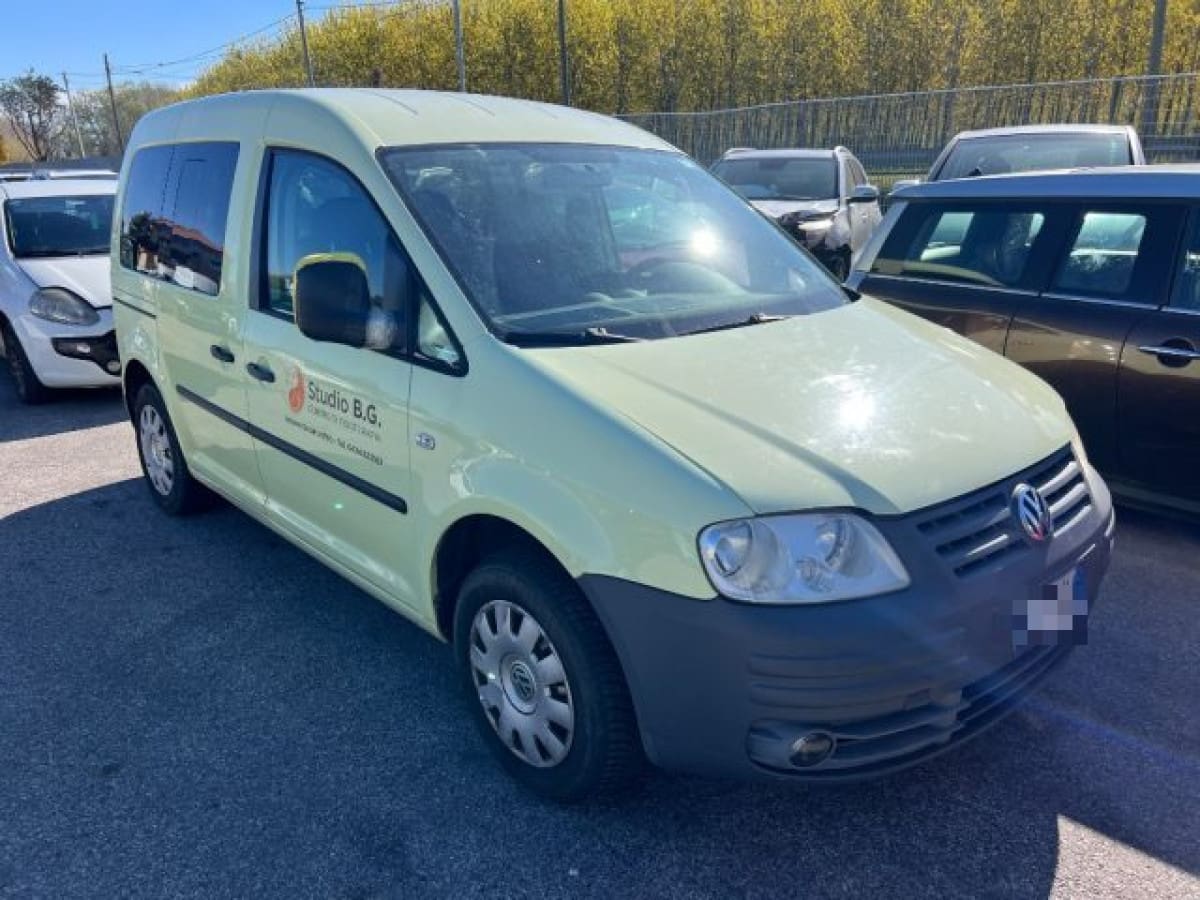 VOLKSWAGEN Caddy 3ªs. Tour. 2ª 9