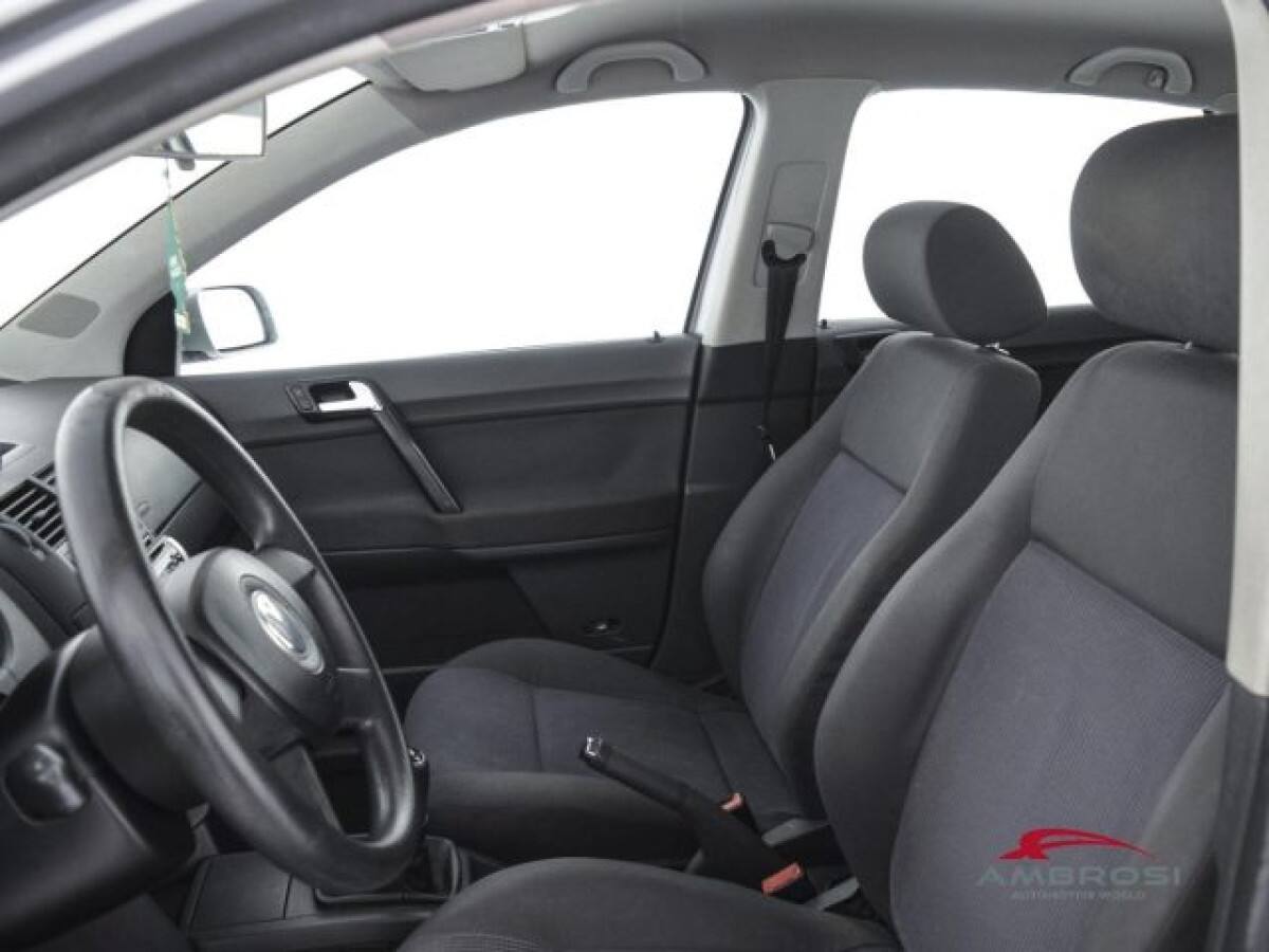 VOLKSWAGEN Polo 3ª serie 6