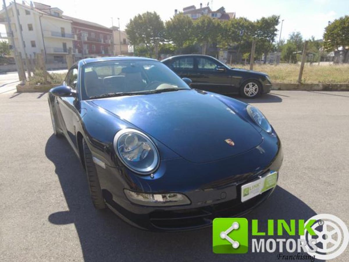 PORSCHE 911           (997) 4