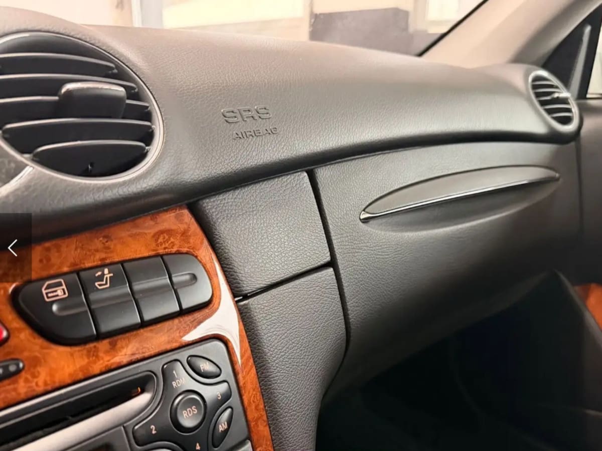 MERCEDES Classe CLK (C/A209) 6