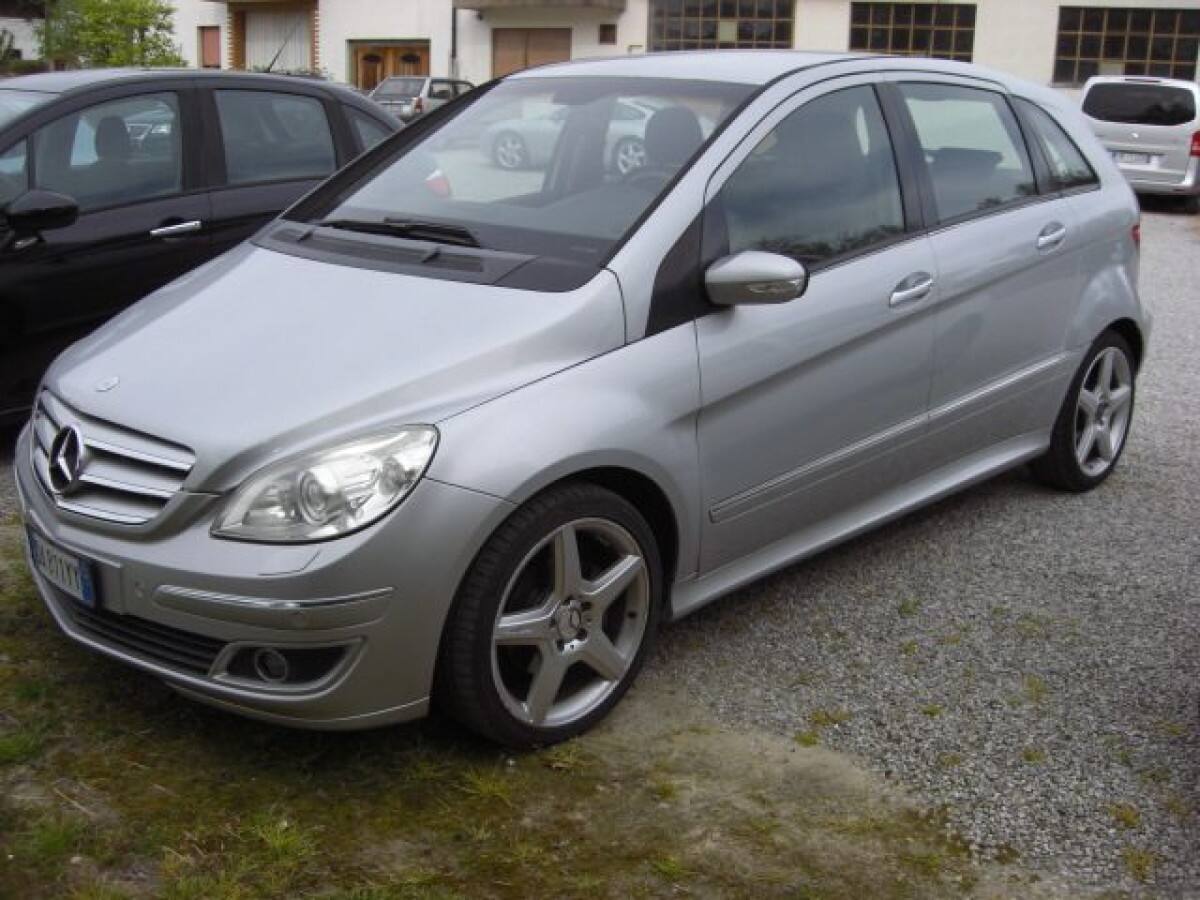 MERCEDES B 200 109785754