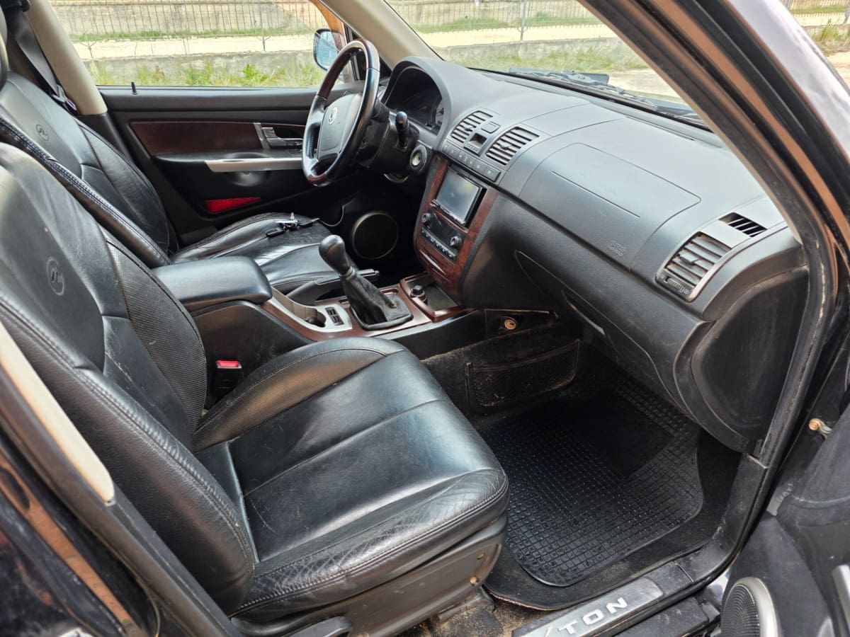 SSANGYONG Rexton/Rexton II 17