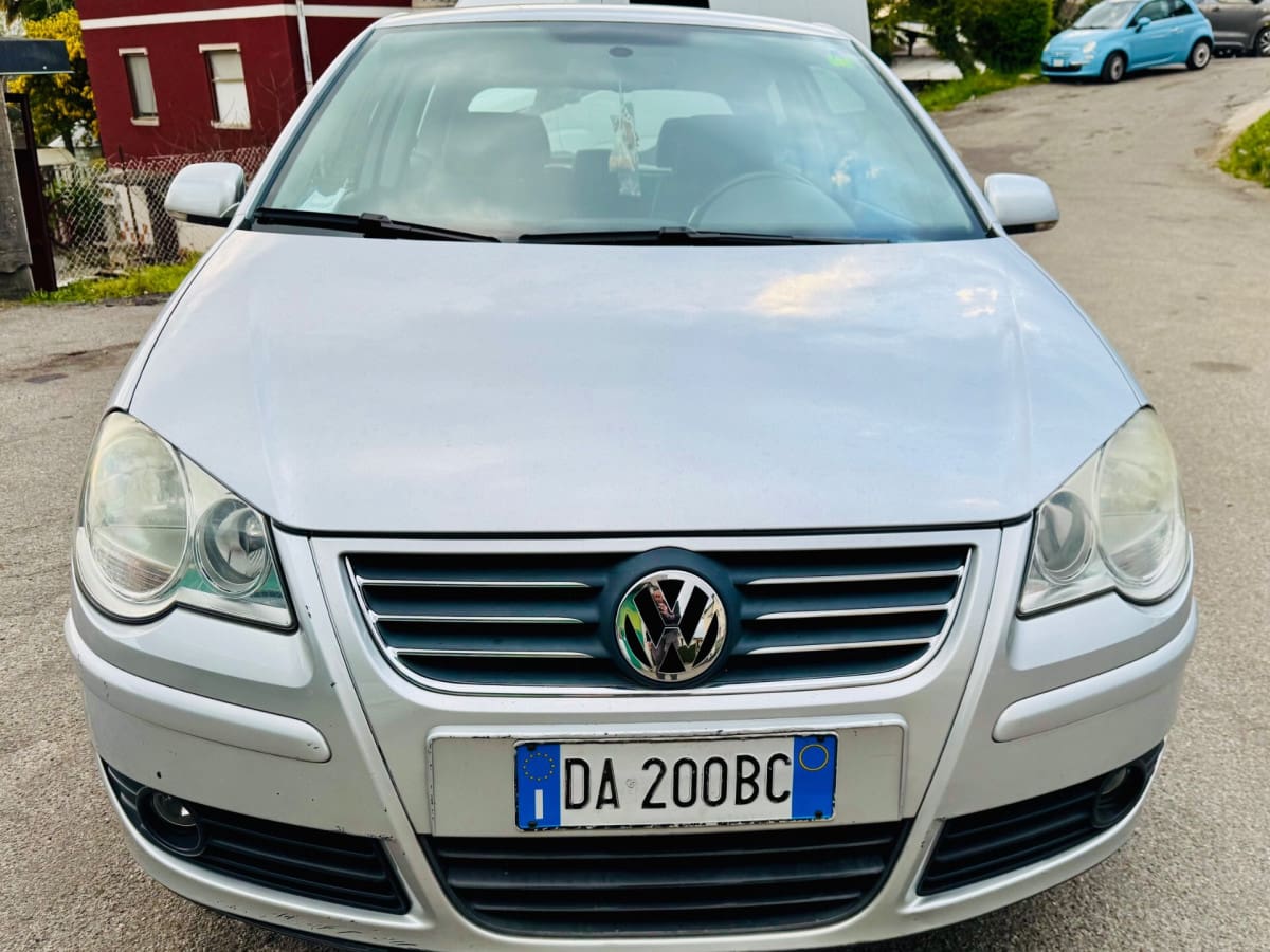 VOLKSWAGEN Polo 4ª serie 13