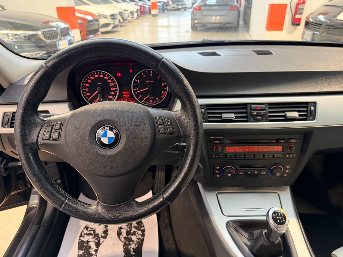 BMW 325 11
