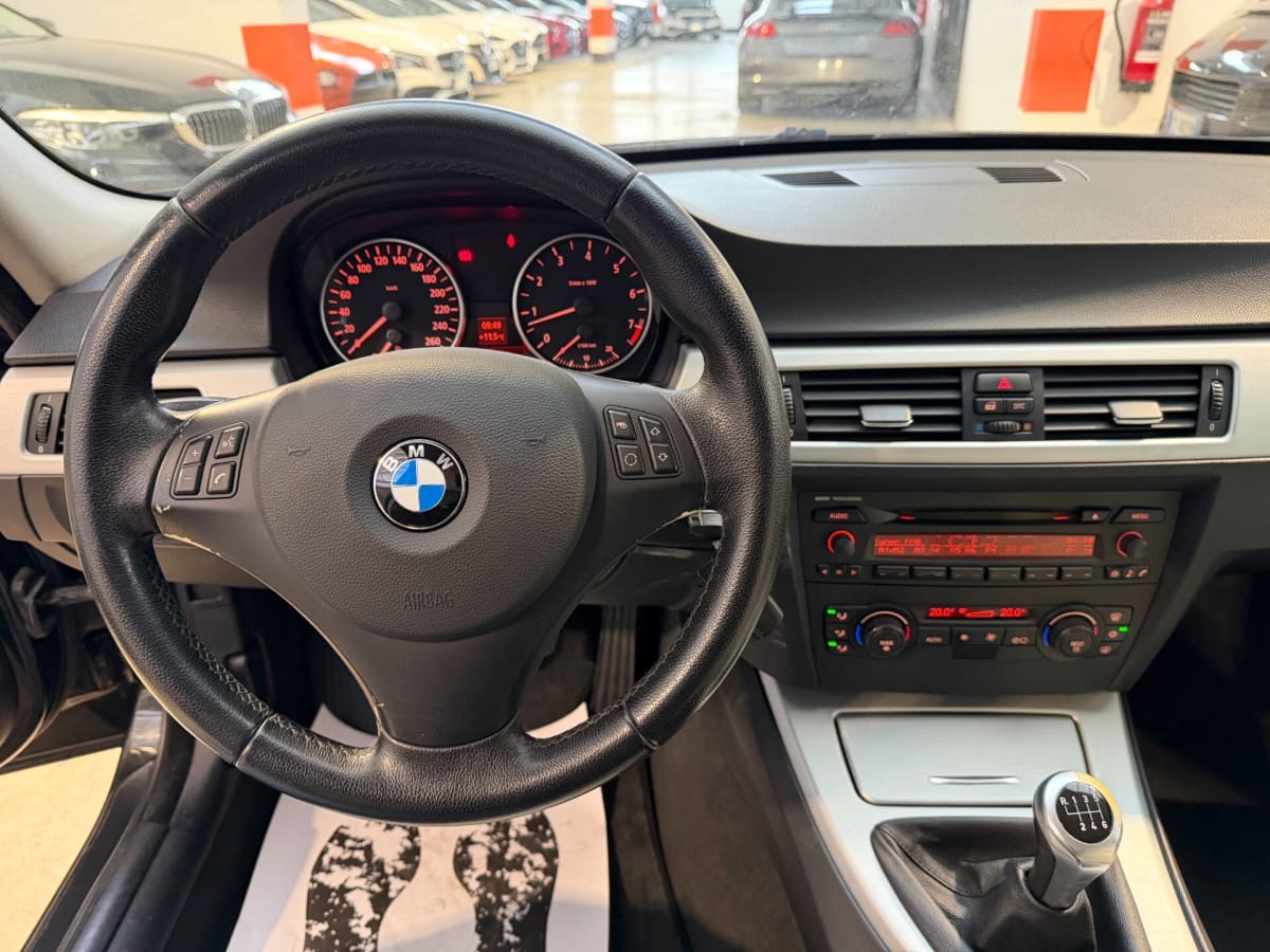 BMW 325 13
