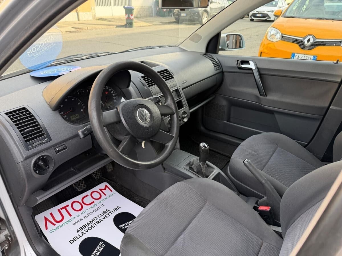 VOLKSWAGEN Polo 4ª serie 9