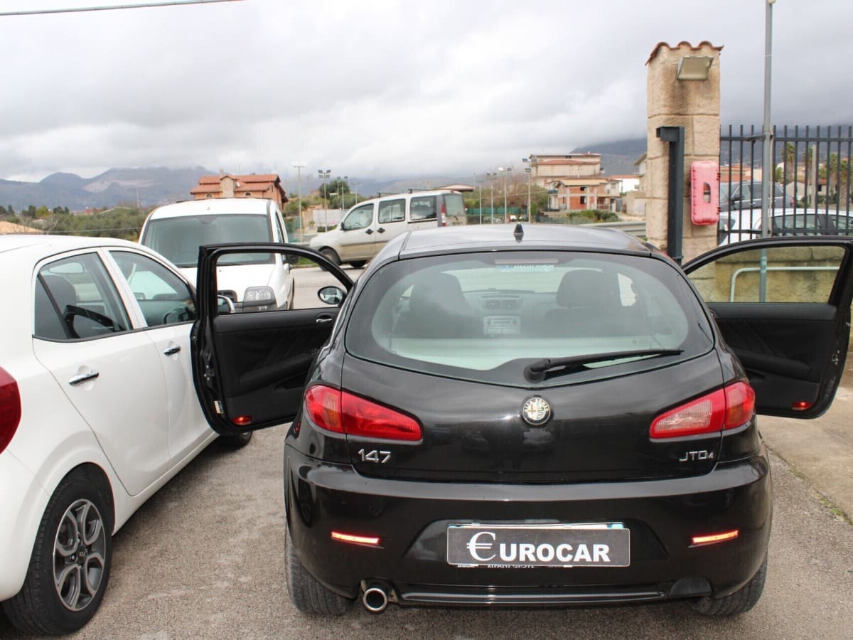 ALFA ROMEO 147 2ª serie 3