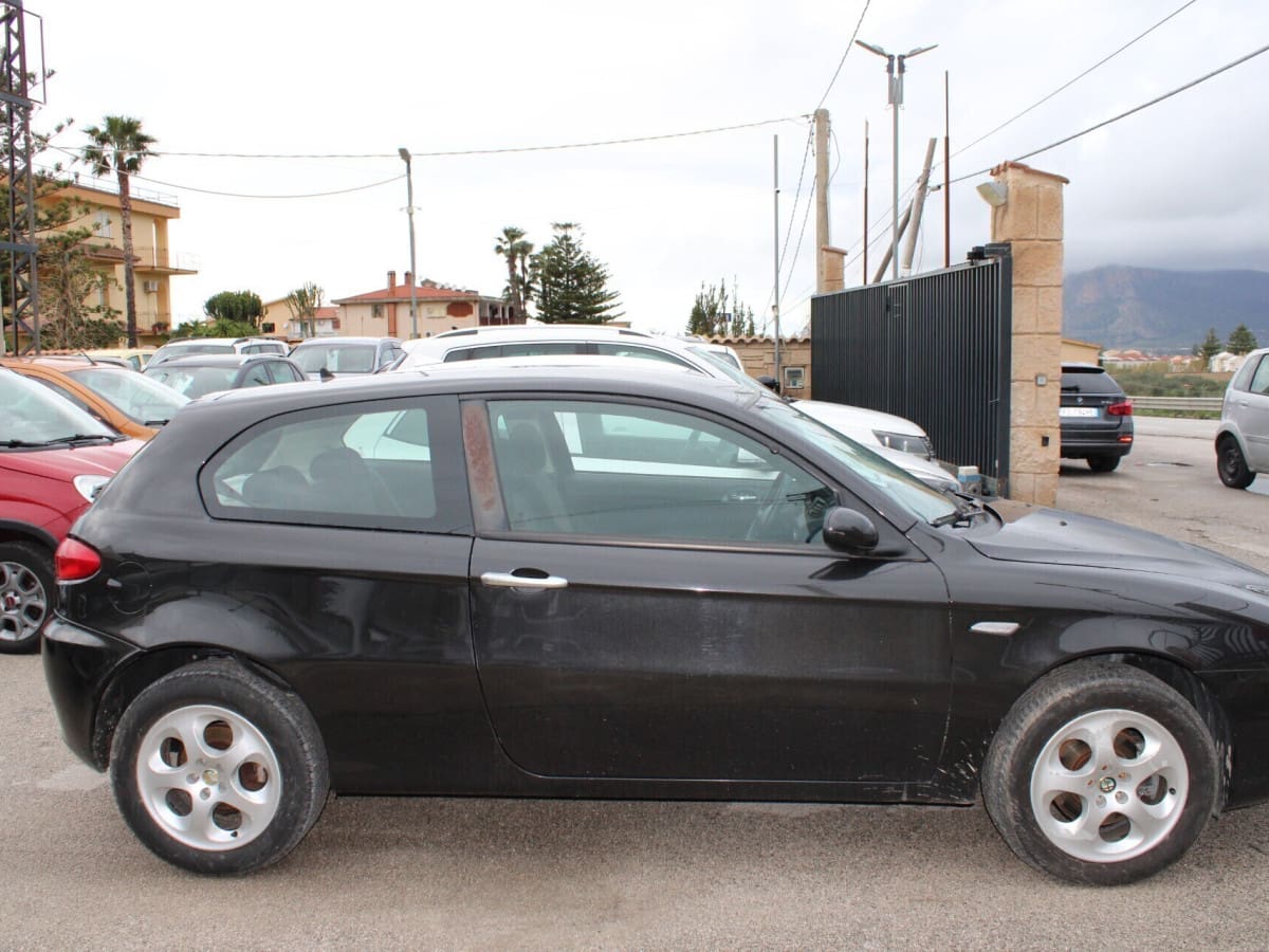 ALFA ROMEO 147 2ª serie 7