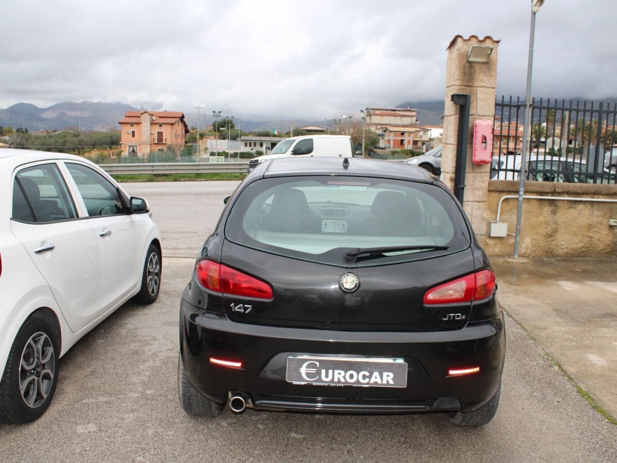 ALFA ROMEO 147 2ª serie 8