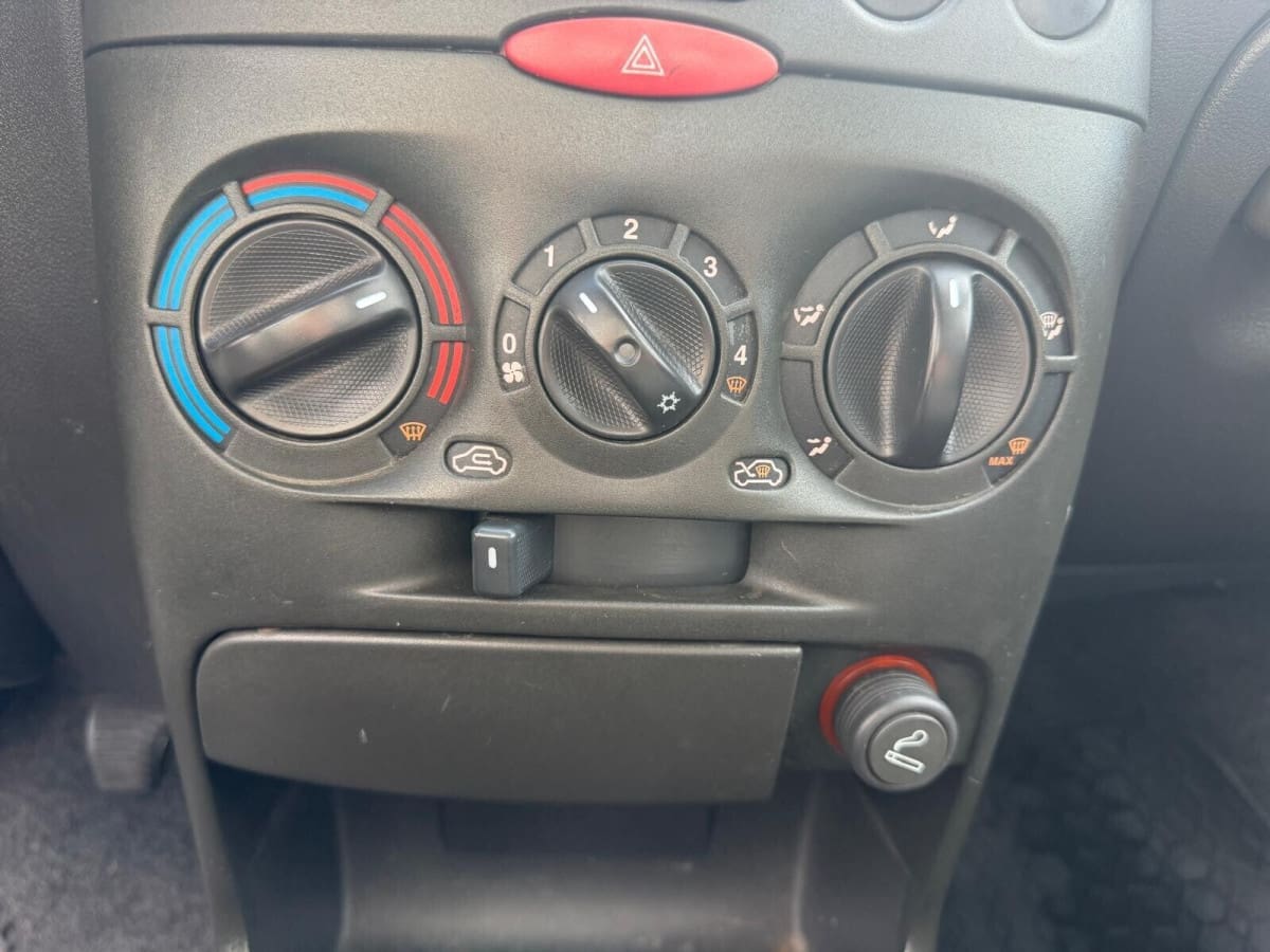 FIAT Punto 3ª serie 8