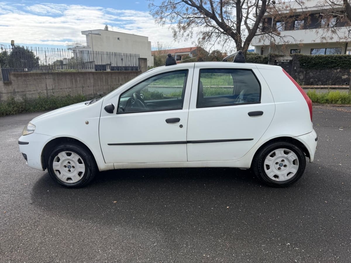 FIAT Punto 3ª serie 14