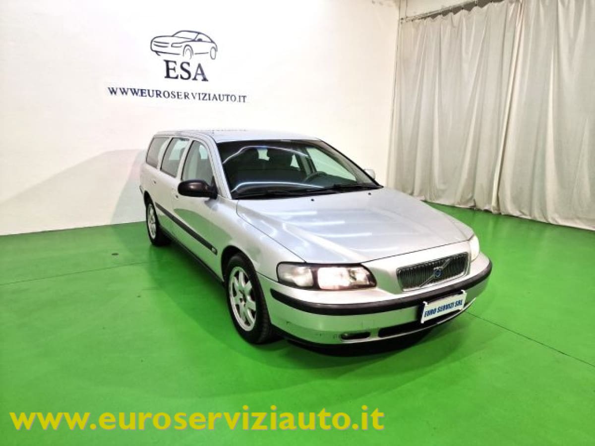 VOLVO V70/XC70 10