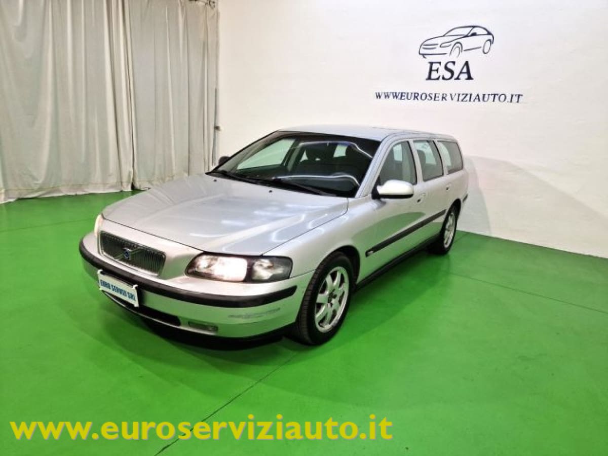 VOLVO V70/XC70 12