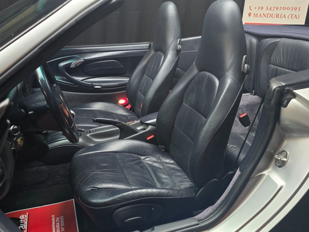 PORSCHE 911           (993) 2