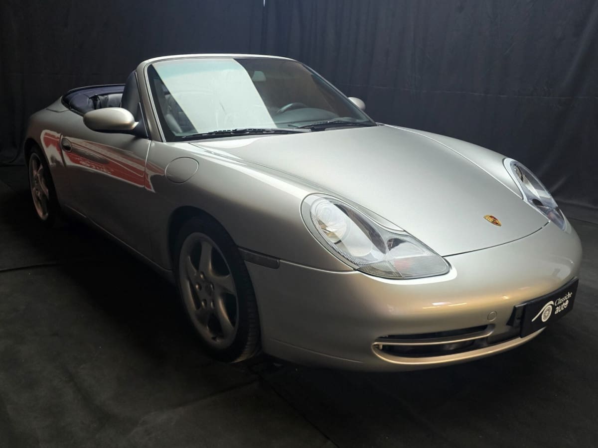 PORSCHE 911           (993) 16