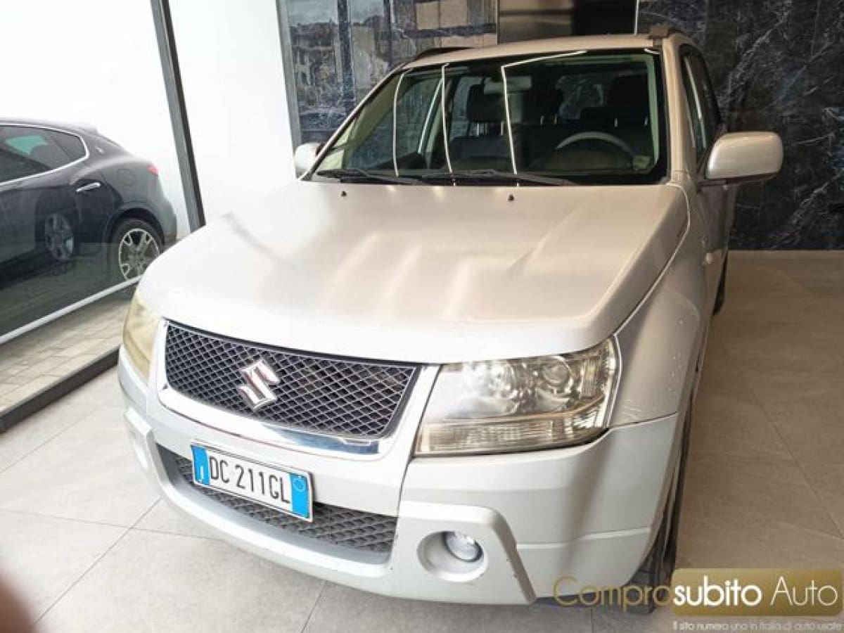 SUZUKI Grand Vitara 2ª 8