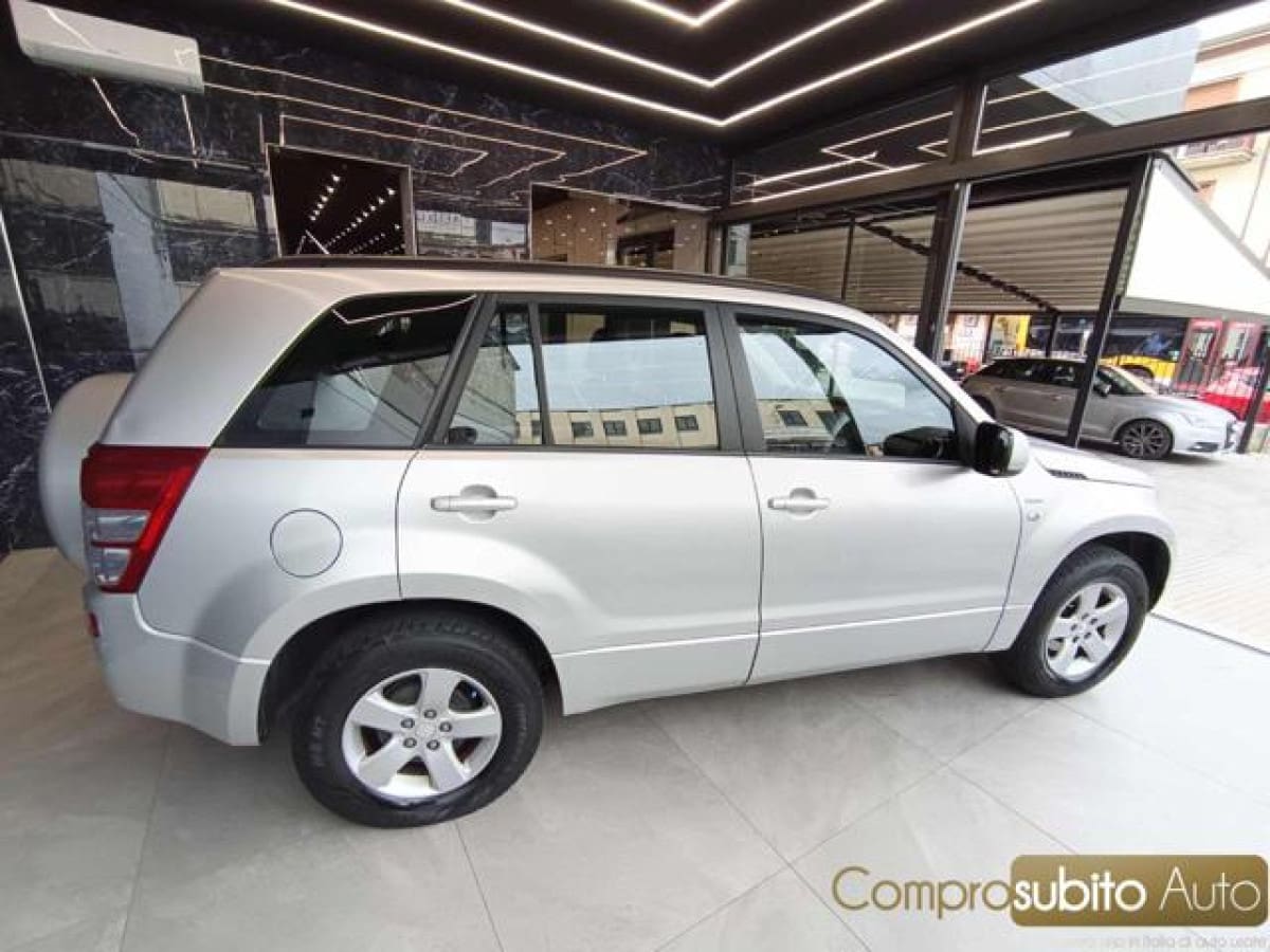 SUZUKI Grand Vitara 2ª 9
