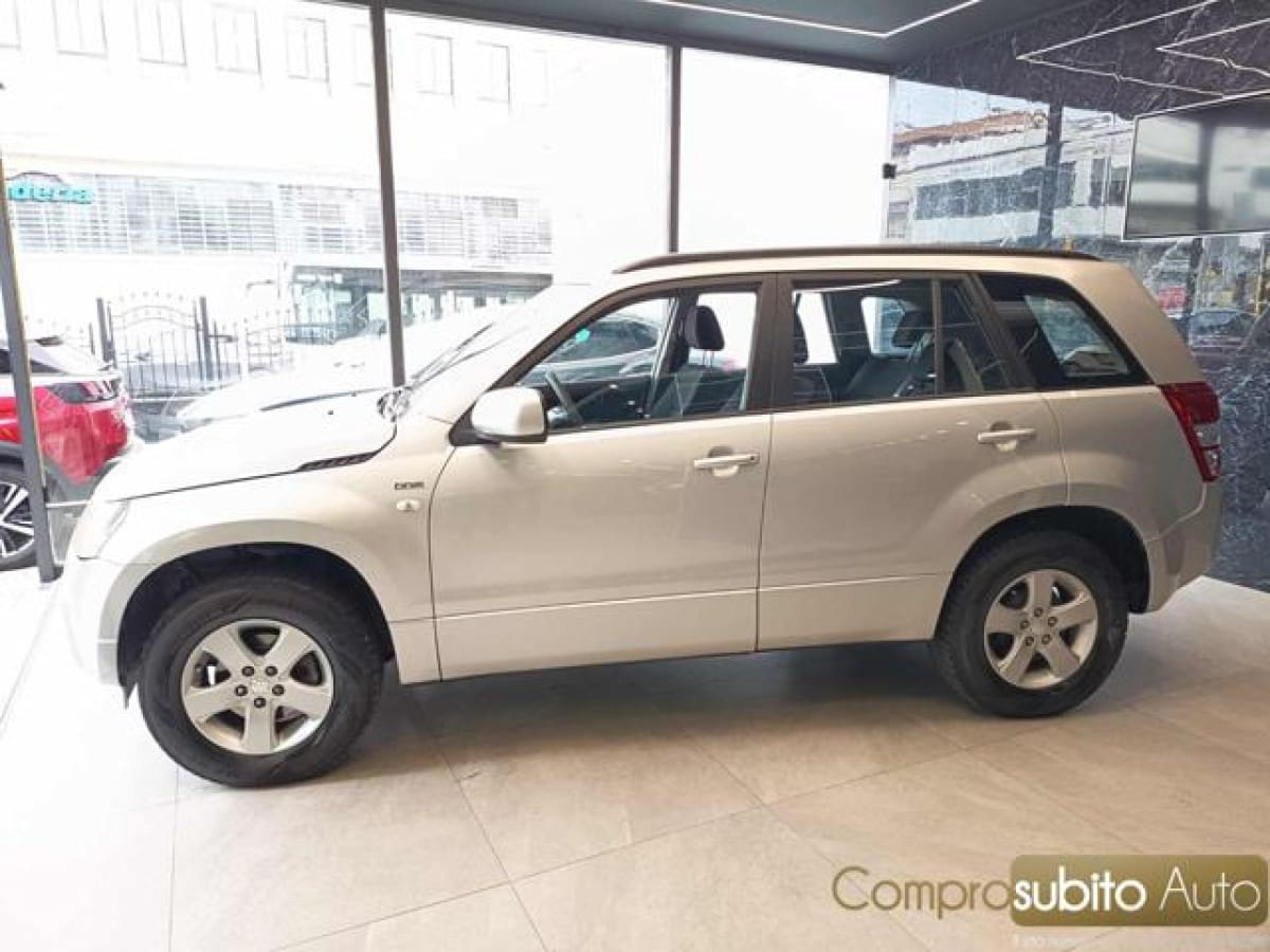 SUZUKI Grand Vitara 2ª 10