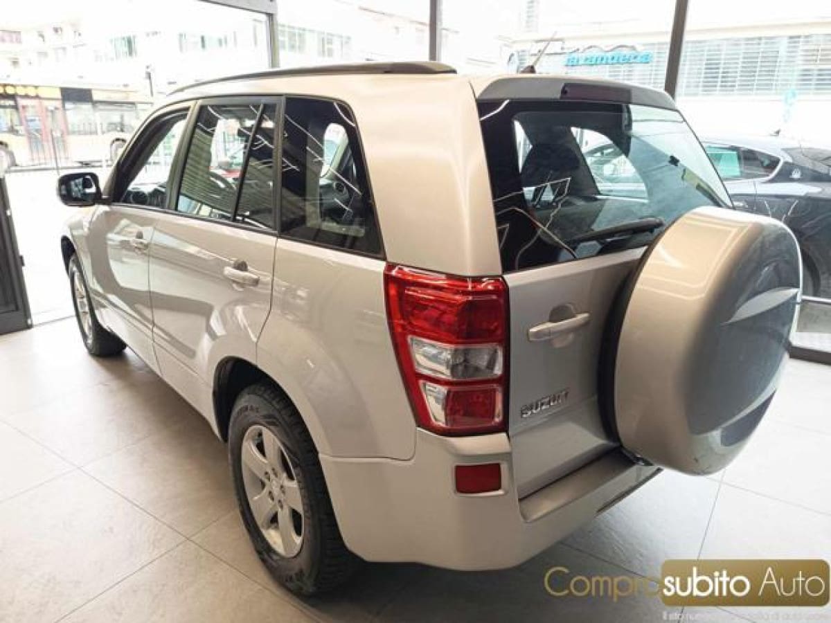 SUZUKI Grand Vitara 2ª 13