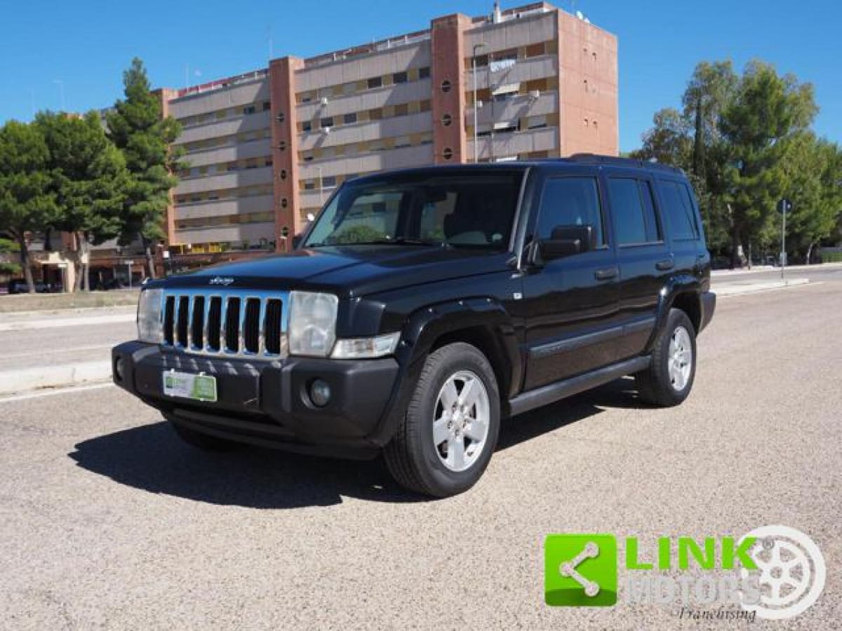 JEEP Commander 109792940
