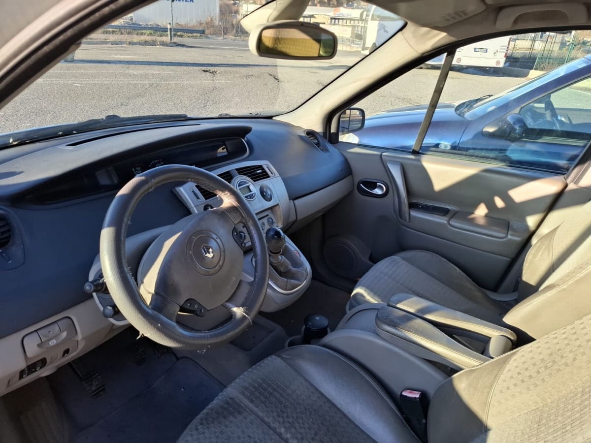 RENAULT Grand Scénic 7