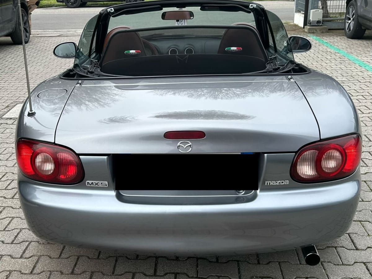 MAZDA MX-5 1ª serie 4