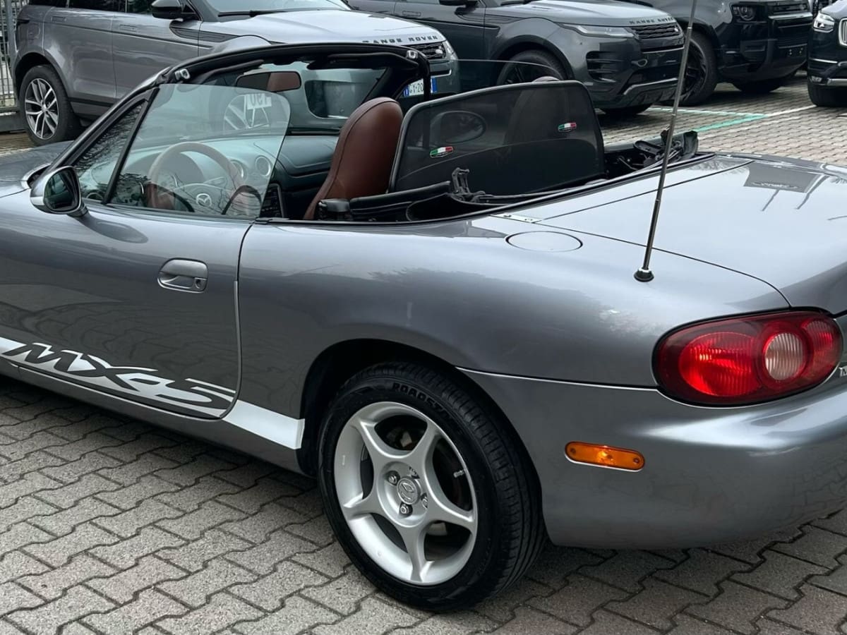 MAZDA MX-5 1ª serie 5