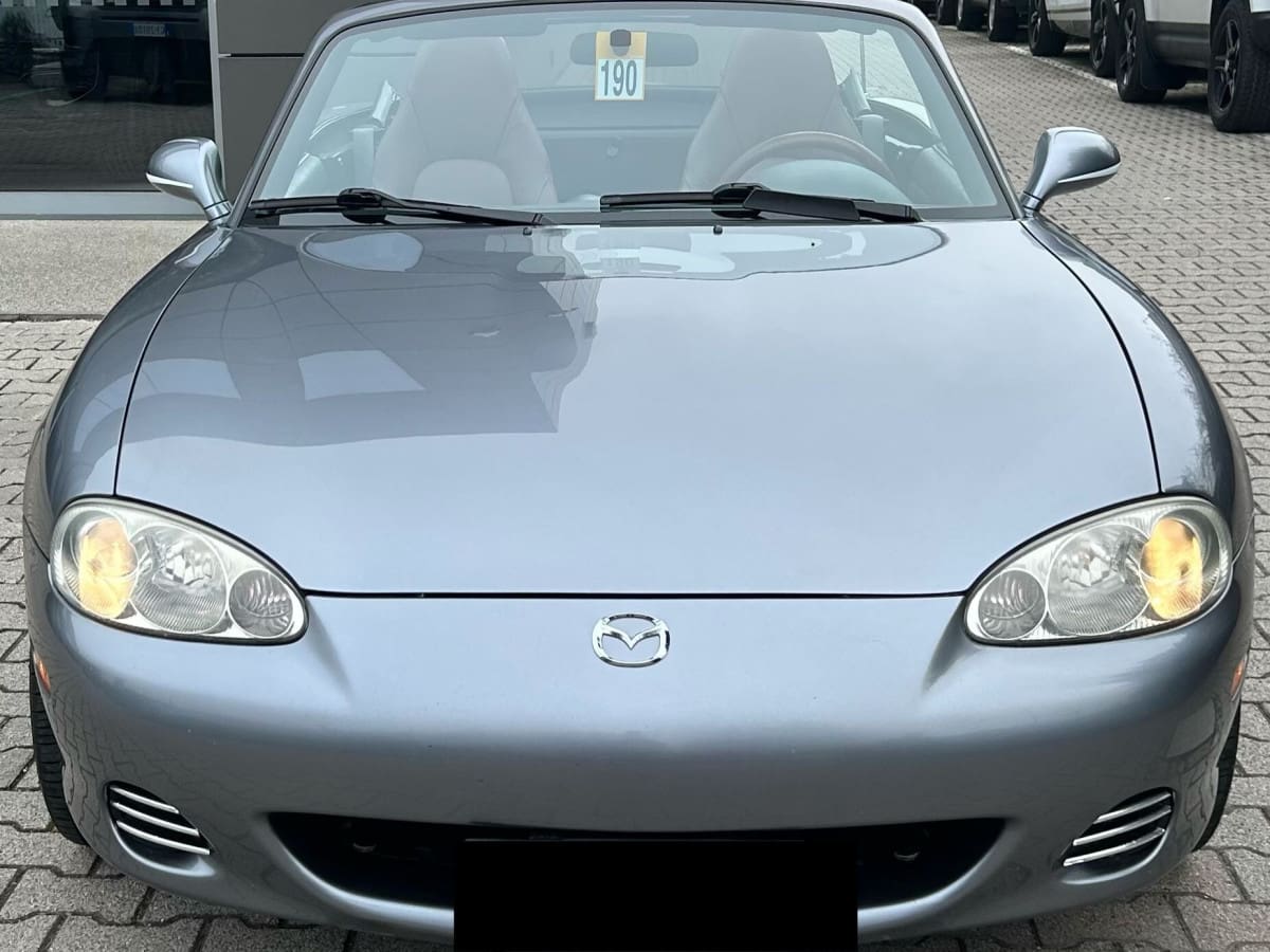 MAZDA MX-5 1ª serie 8