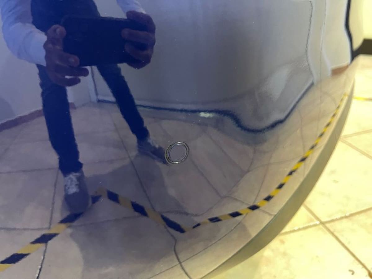 image desc