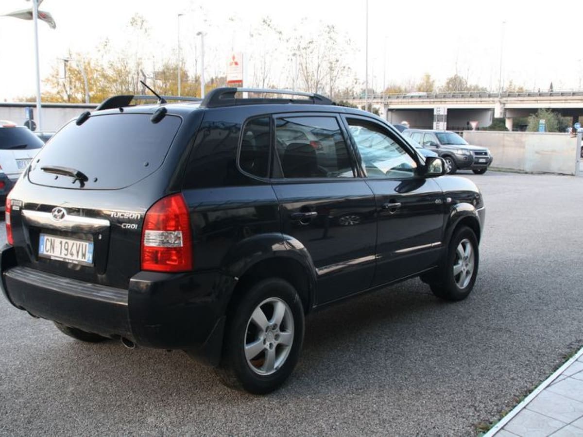 HYUNDAI Tucson 1ª serie 9
