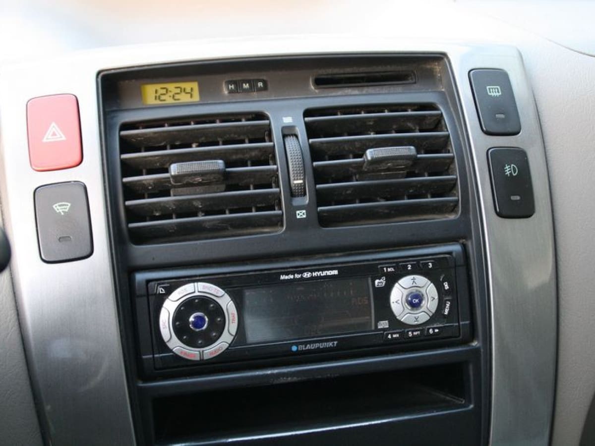 HYUNDAI Tucson 1ª serie 15