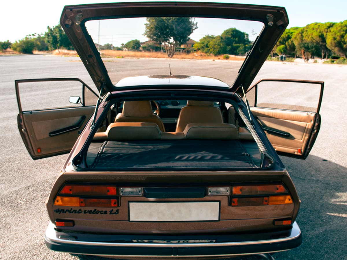 ALFA ROMEO ALFASUD SPRINT 1.3/1.5 VELOCE 8