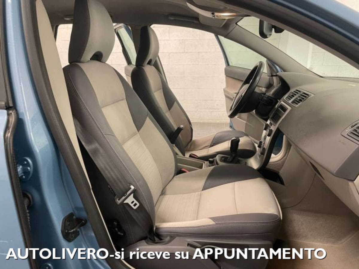 VOLVO V50 (2003-2012) 14