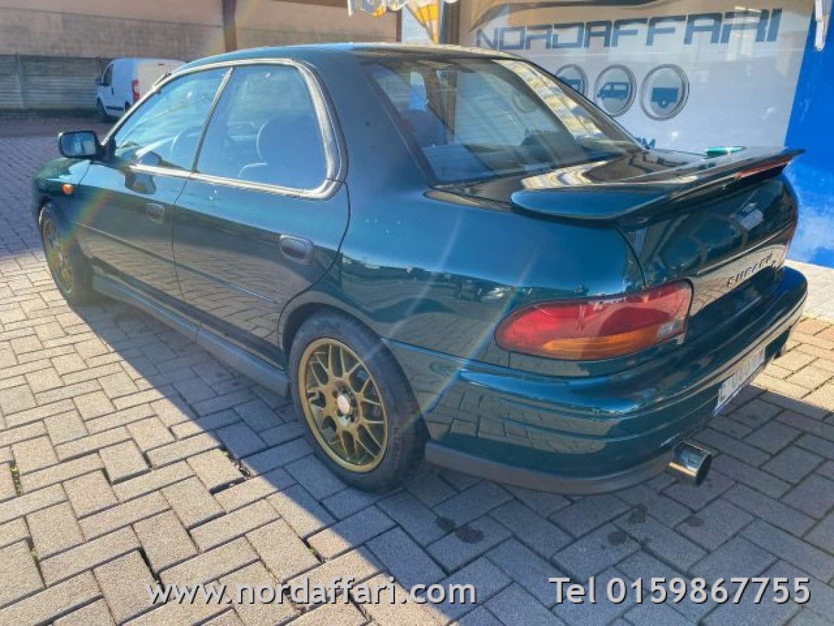 SUBARU Impreza 1ª serie 8
