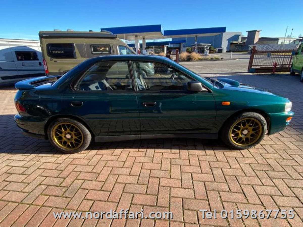 SUBARU Impreza 1ª serie 11
