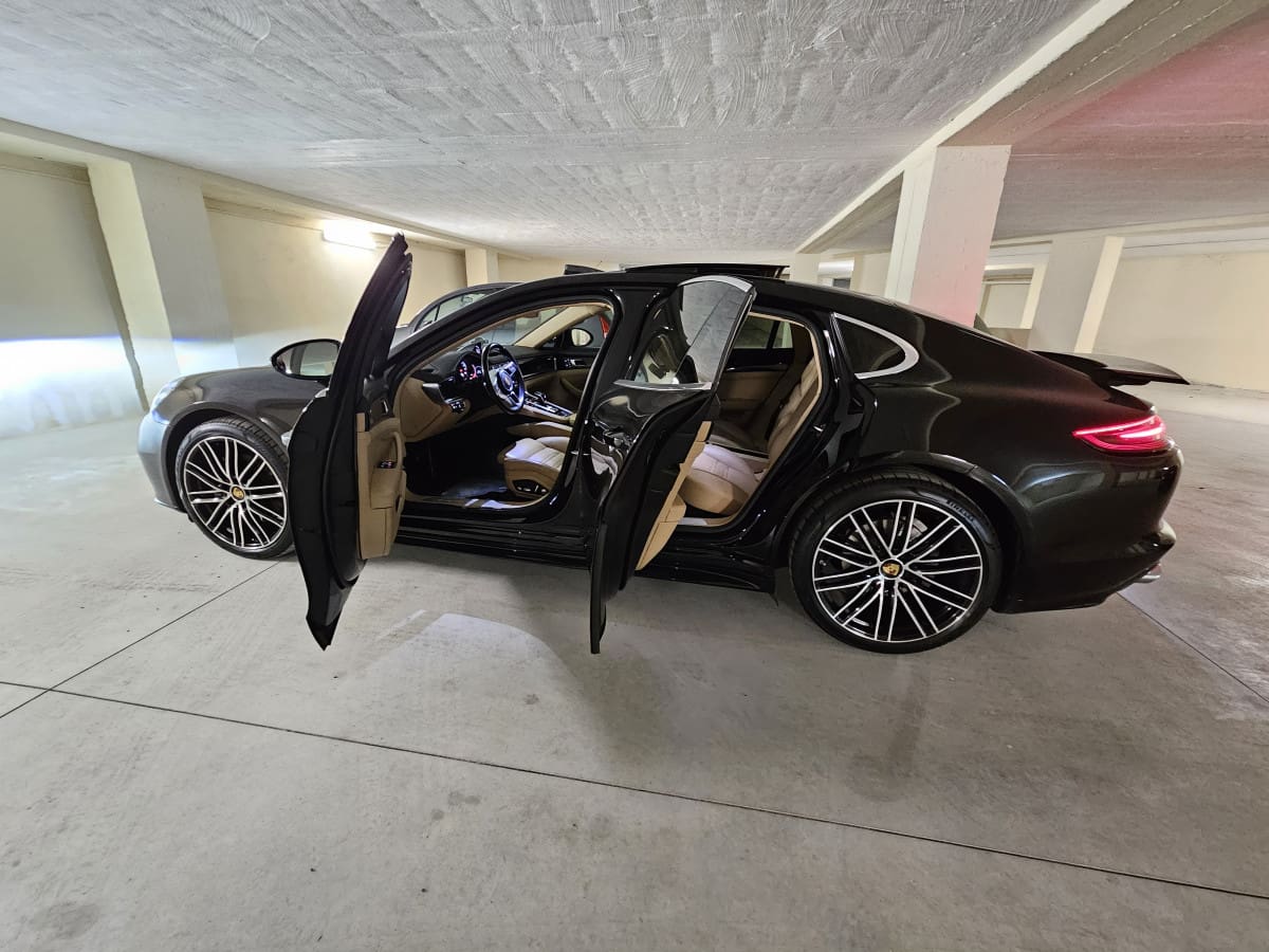 PORSCHE Panamera 2ª serie 6