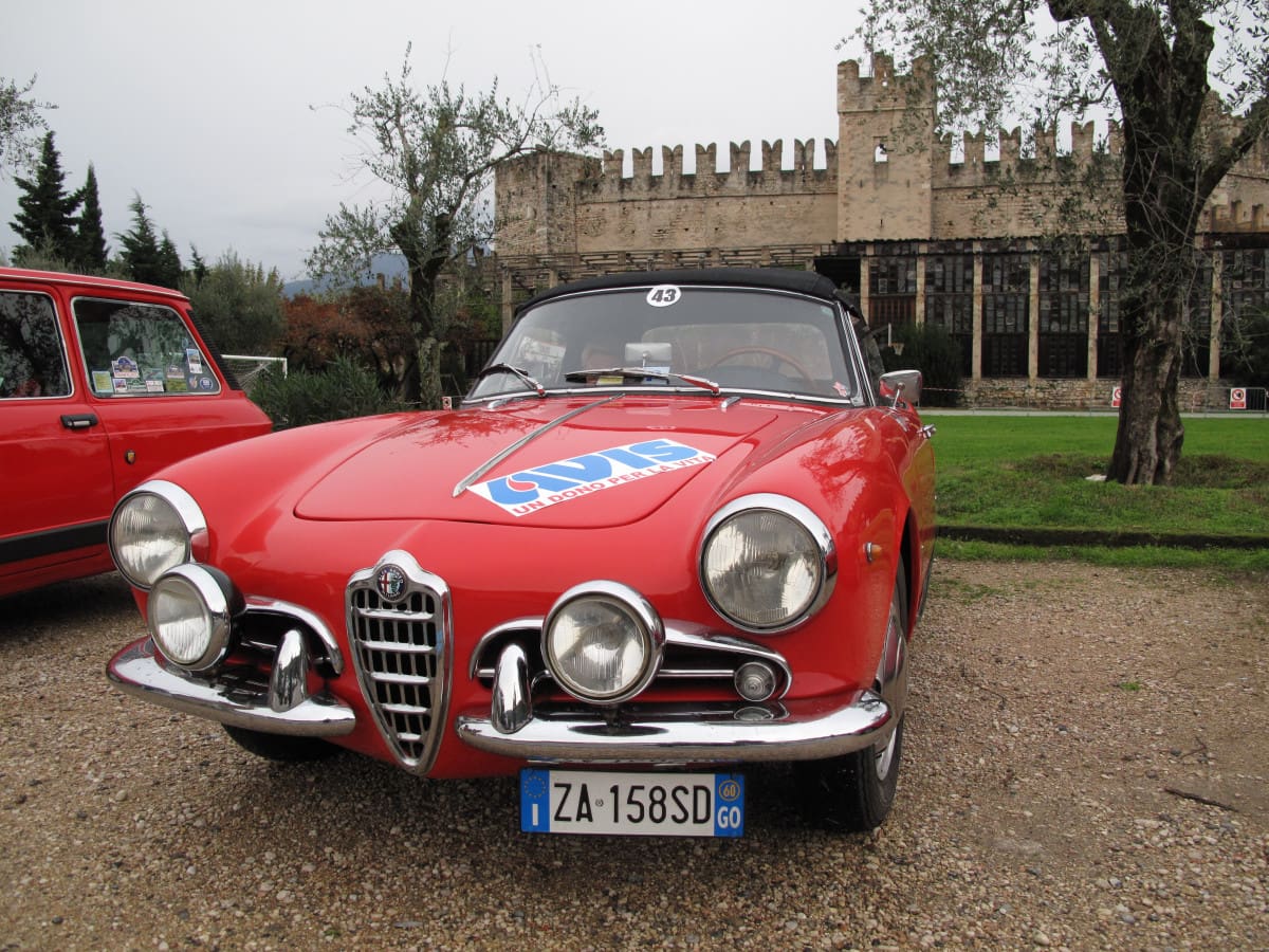 ALFA ROMEO GIULIETTA SPIDER VELOCE (II S.) 3