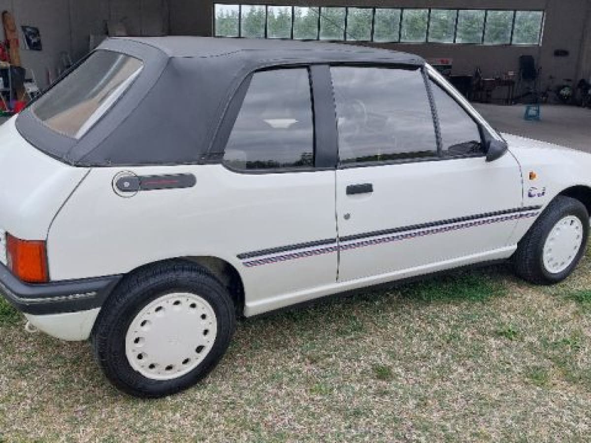PEUGEOT 205 9