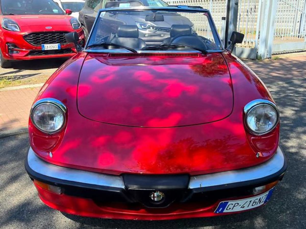 ALFA ROMEO Spider 4
