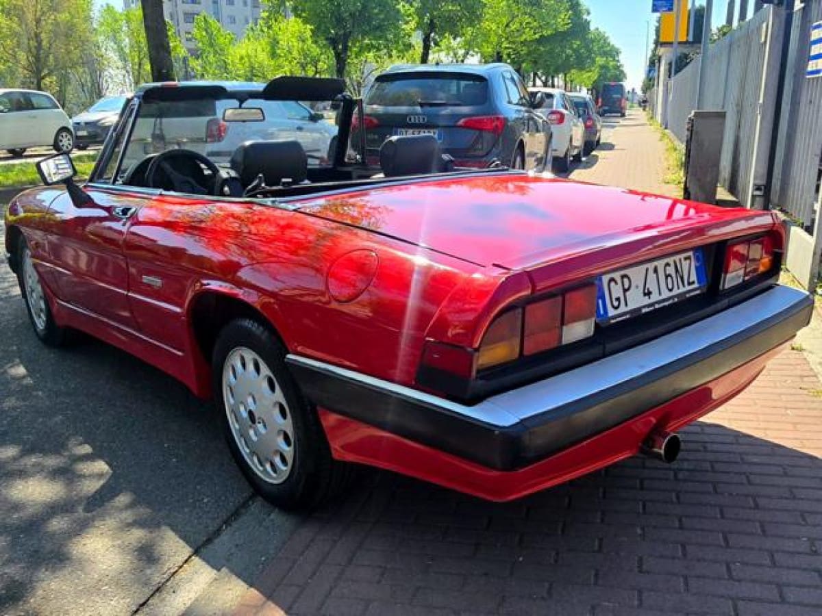 ALFA ROMEO Spider 10